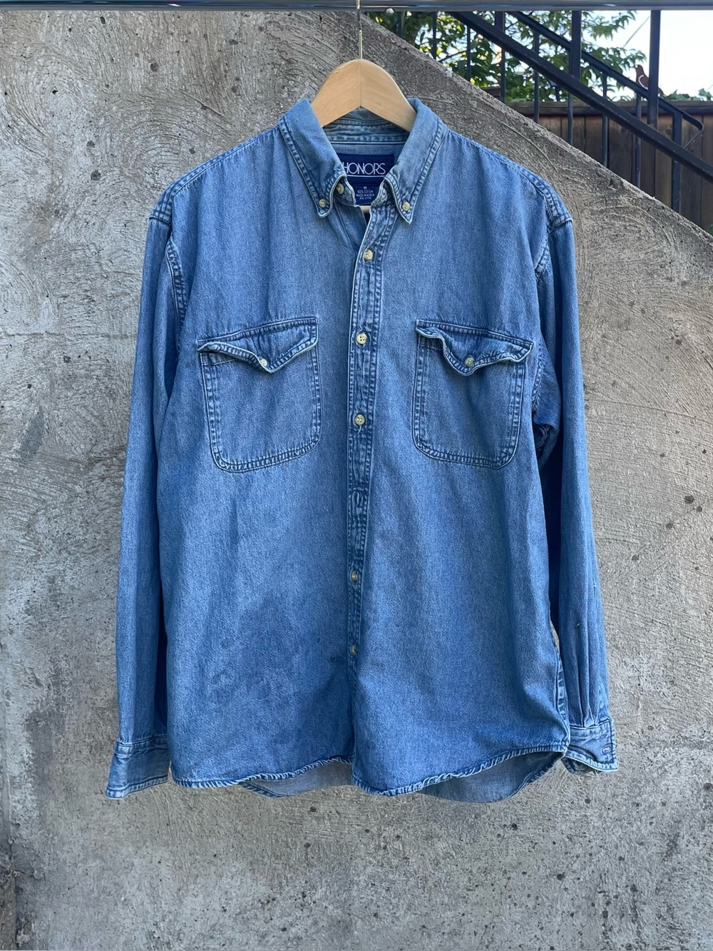 Vintage 90s Honors denim button up shirt size medium